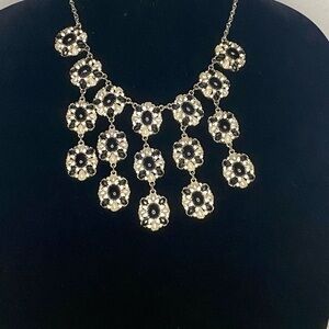 🌸Saks 5th Avenue Necklace🌸